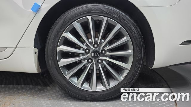Kia K7 2017 — photo 7