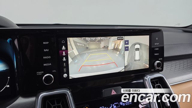 Kia Sorento 2023 — photo 16