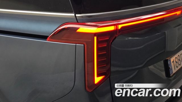 Kia Canival 2024 — photo 9