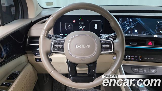 Kia Canival 2024 — photo 32