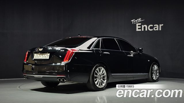 Cadillac CT6 2018 — photo 2