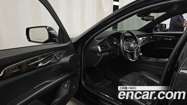 Cadillac CT6 2018 — photo 13