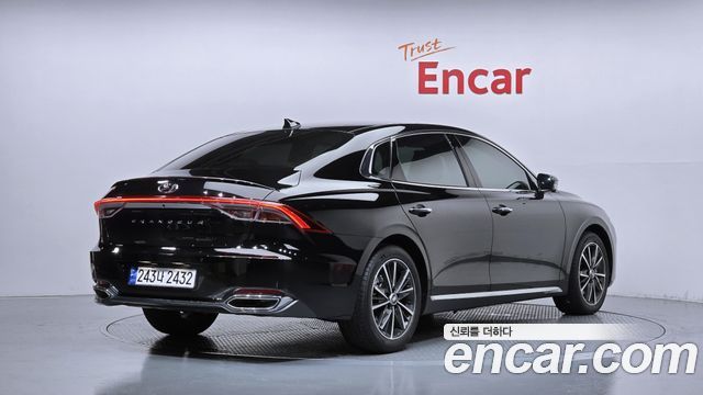 Hyundai Grandeur 2022 — photo 2