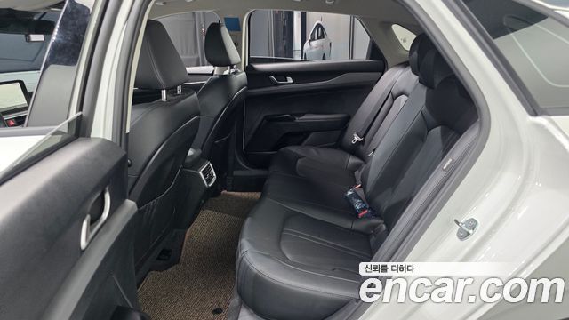 Kia K5 2025 — photo 18