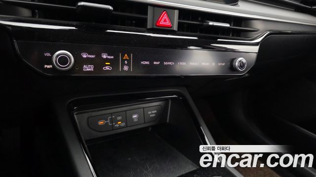 Kia K5 2025 — photo 25