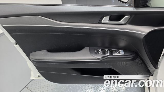 Kia K5 2025 — photo 14