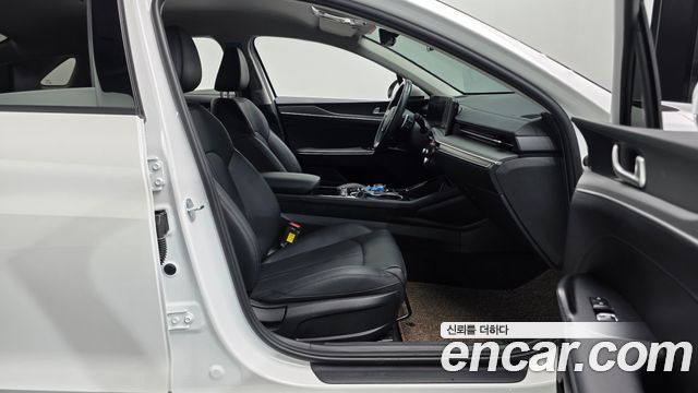 Kia K5 2025 — photo 16