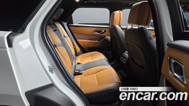 Land Rover Range Rover Velar 2020 — photo 17