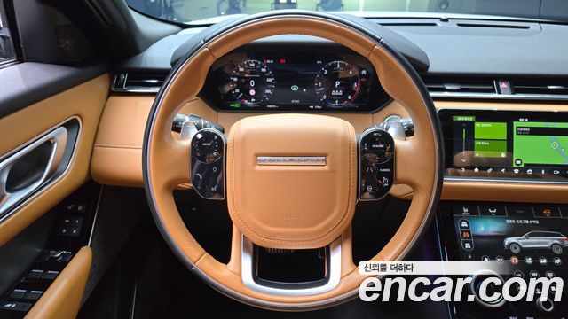 Land Rover Range Rover Velar 2020 — photo 19