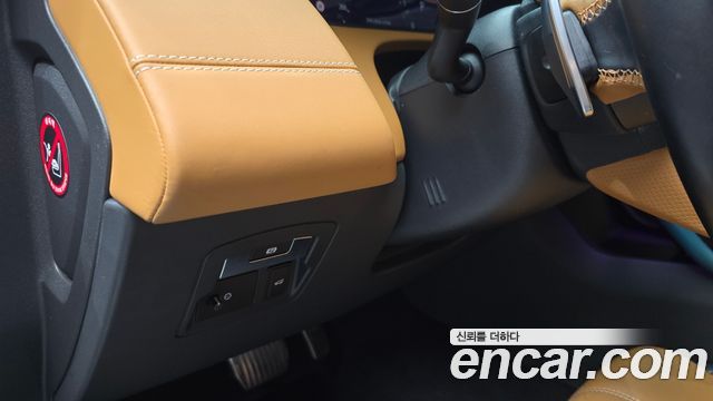 Land Rover Range Rover Velar 2020 — photo 28