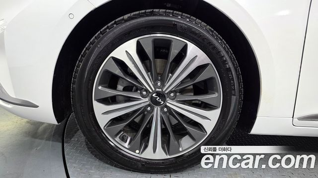 Kia K8 2023 — photo 5