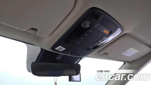 Kia Canival 2021 — photo 18