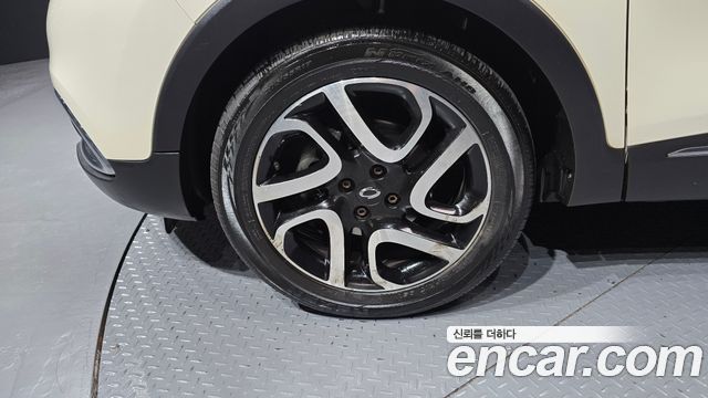 Renault Korea QM3 2016 — photo 5