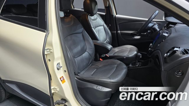 Renault Korea QM3 2016 — photo 18