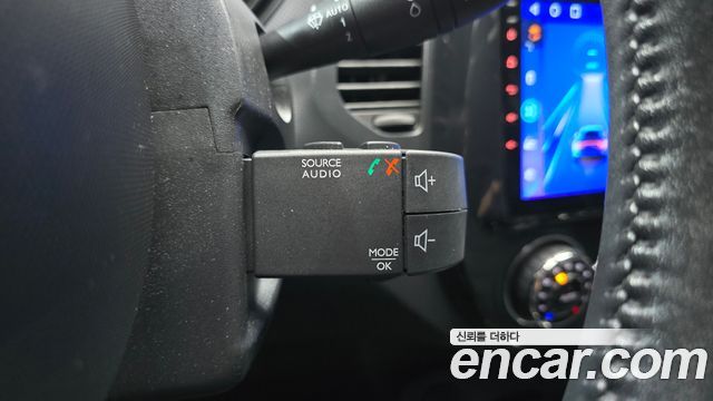 Renault Korea QM3 2016 — photo 22