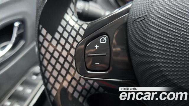 Renault Korea QM3 2016 — photo 23