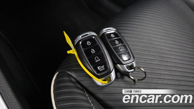 Hyundai Venue 2020 — photo 16