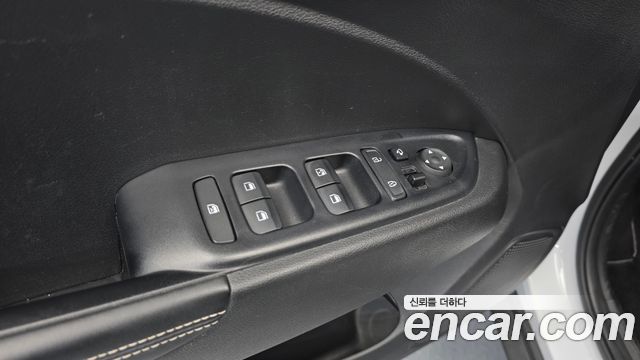 Hyundai Venue 2020 — photo 17