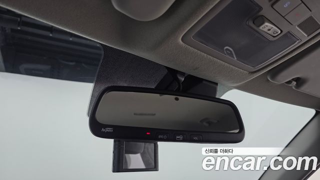 Hyundai Venue 2020 — photo 18