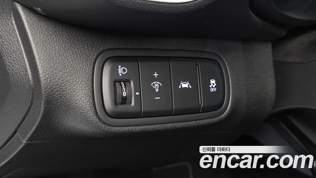 Hyundai Venue 2020 — photo 19