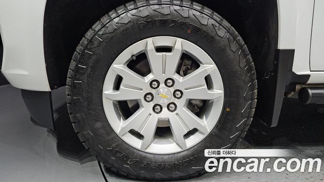 Chevrolet Korea Colorado 2022 — photo 5