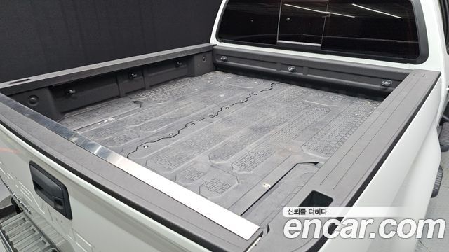 Chevrolet Korea Colorado 2022 — photo 36