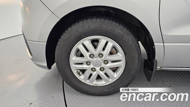 Hyundai Starex 2019 — photo 5
