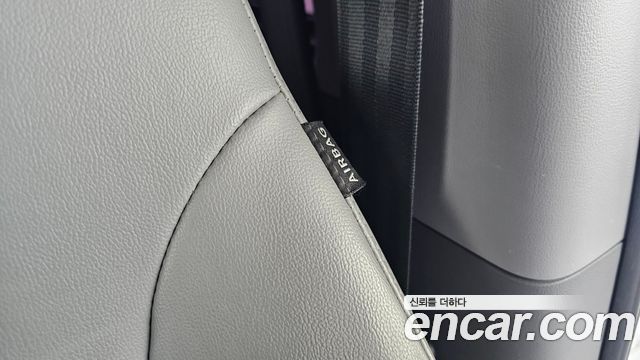 Hyundai Starex 2019 — photo 25