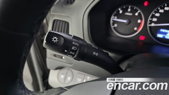 Hyundai Starex 2019 — photo 29