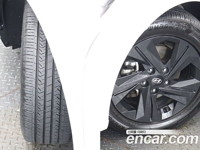 Hyundai AVANTE 2023 — photo 20