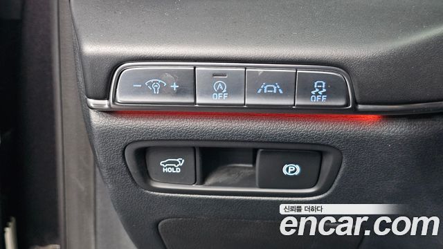 Genesis GV80 2020 — photo 21