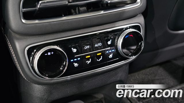 Genesis GV80 2020 — photo 34