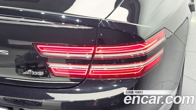 Genesis G80 2021 — photo 9