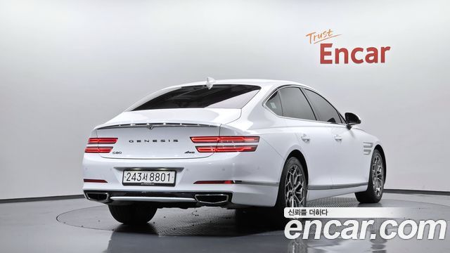 Genesis G80 2022 — photo 2