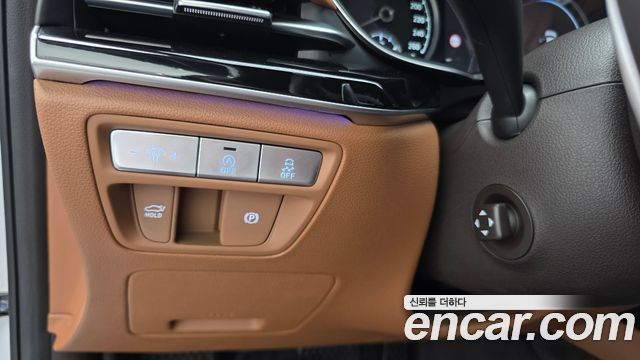 Genesis G80 2022 — photo 27