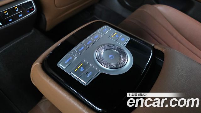 Genesis G80 2022 — photo 33