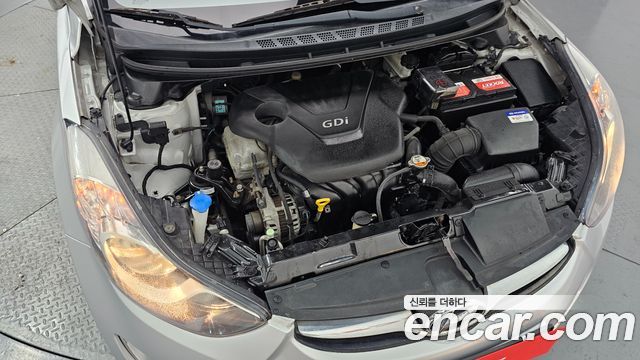 Hyundai AVANTE 2012 — photo 6