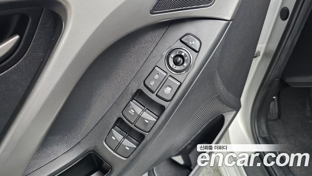 Hyundai AVANTE 2012 — photo 15