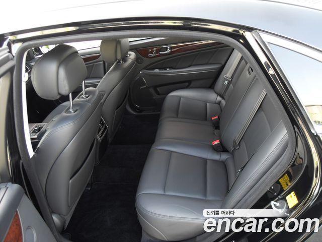 Hyundai Equus 2015 — photo 10
