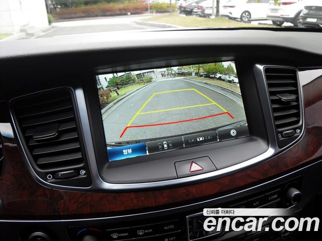 Hyundai Equus 2015 — photo 17