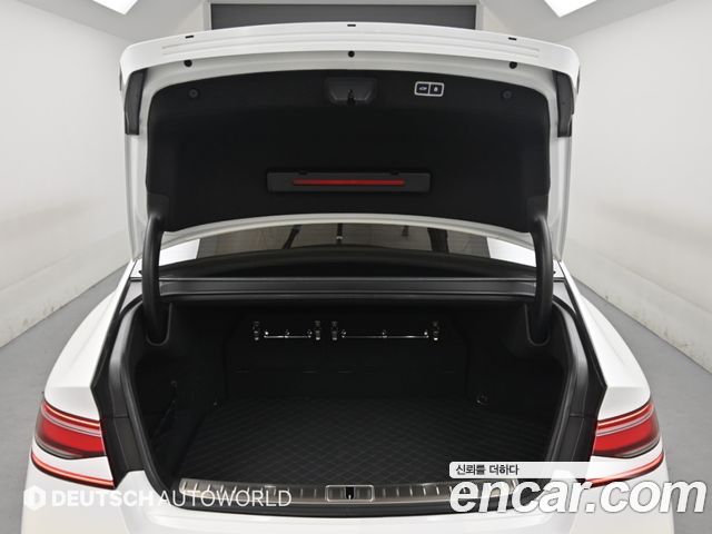 Genesis G90 2022 — photo 20