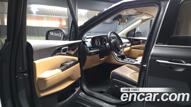 Kia Canival 2023 — photo 13
