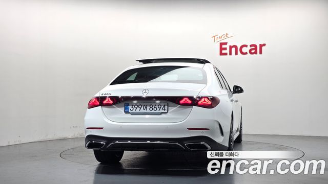 Mercedes-Benz E-Class 2026 — photo 4