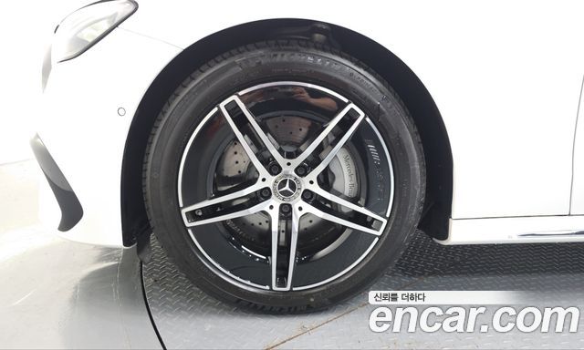 Mercedes-Benz E-Class 2026 — photo 5