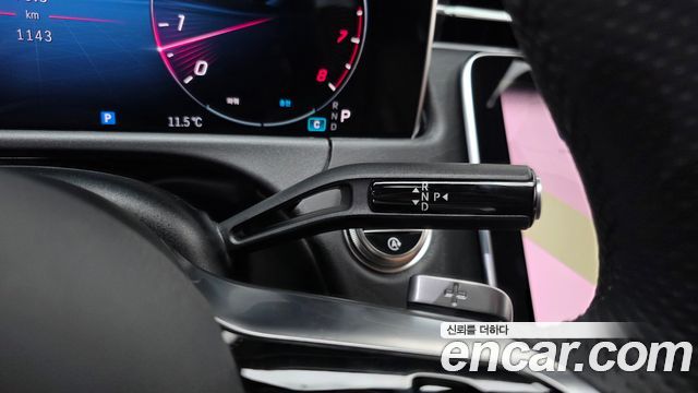 Mercedes-Benz E-Class 2026 — photo 12