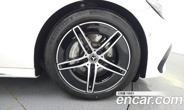 Mercedes-Benz E-Class 2026 — photo 7