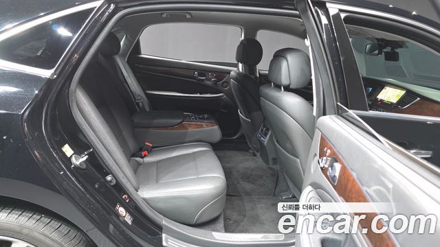 Hyundai Equus 2014 — photo 18