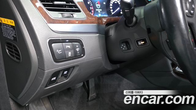Hyundai Equus 2014 — photo 20