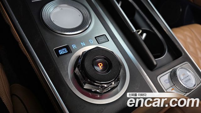 Genesis GV80 2020 — photo 12
