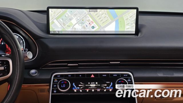 Genesis GV80 2020 — photo 18